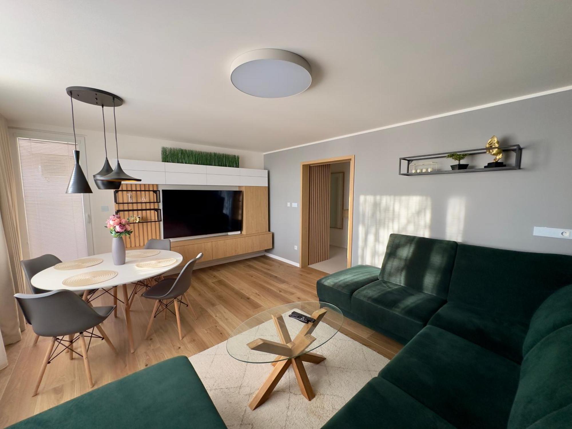 شقة Apartman Olivia Šamorín المظهر الخارجي الصورة